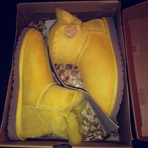 Banana uggs